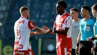 Souleyman Mandey (re.) feiert gegen Aufsteiger Austria Lustenau sein Debüt für den GAK.