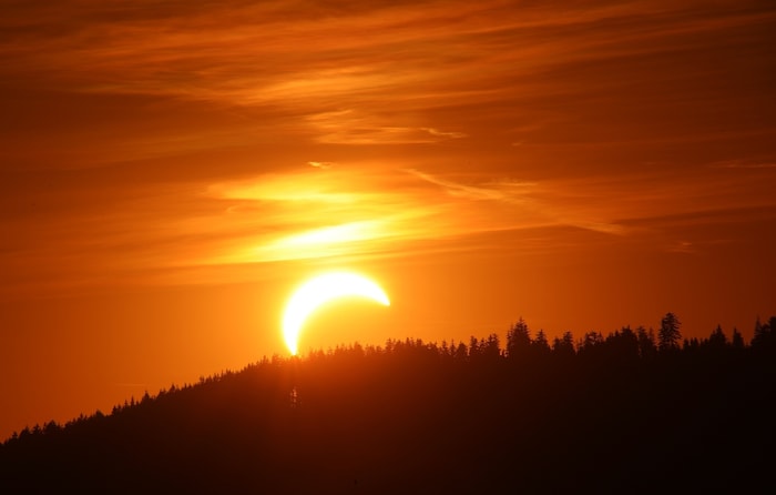 Als die Sonne vorübergehend nur noch eine Sichel war