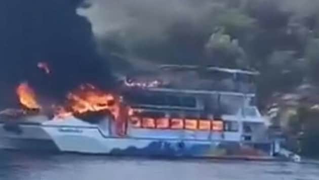In der Türkei ist am Donnerstag ein Brand auf einem Ausflugsboot für Kinder ausgebrochen. Die ...