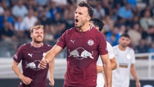 Haris Tabaković lässt sich feiern – zu Recht, denn ohne seine drei Tore wäre der FC Red Bull ...