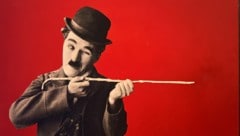 Charlie Chaplin, einer der größten Filmkomiker aller Zeiten, genießt bis heute Kultstatus.