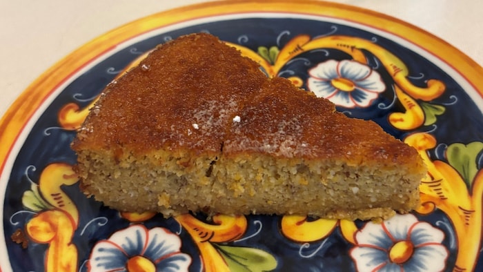 Orangen-Mandeltorte schmeckt auch, wenn es heiß ist
