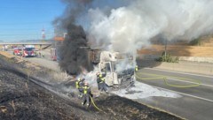 Ein Lkw fing auf der S1 Feuer.