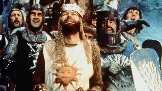 Graham Chapman in seiner unvergessenen Rolle als König Artus in der Kultkomödie „Die Ritter der ...