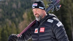 ÖSV-Damen-Chef Johannes Zöchling legt los.
