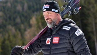 ÖSV-Damen-Chef Johannes Zöchling legt los.