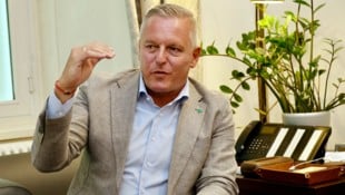 Bei der Landeshauptmann-Direktwahl läge Mario Kunasek laut aktueller Umfrage weit vorn.