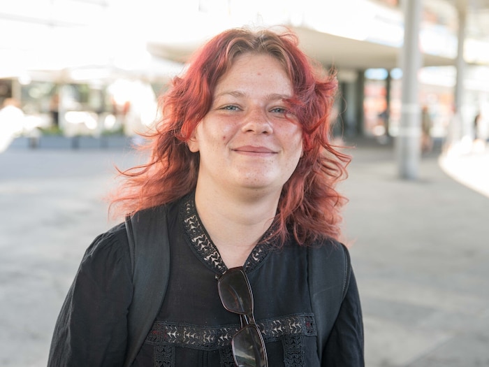 Viki (20): „Ich bin gelernte Tischlerin, da ist ein Feierabendbier normal. Der Alkoholkonsum ...