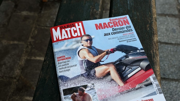 Mit diesem Foto hat es der französische Präsident auf die Titelseite geschafft.
