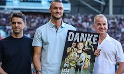 Sasa Kalajdzic mit Dino Buric und Siegmund Gruber