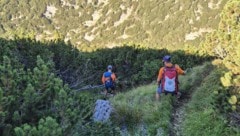 Die Wanderer verirrten sich in unwegsames Gelände.