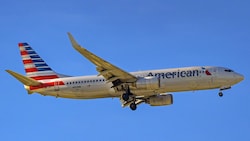 In den USA hat ein Fluglotse den Zusammenstoß von zwei Boeings verhindert, die aufgrund einer ...