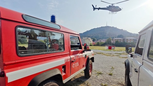 Der Waldbrand in der norditalienischen Provinz Udine (Bild) war am Freitag sogar in Kärnten zu ...