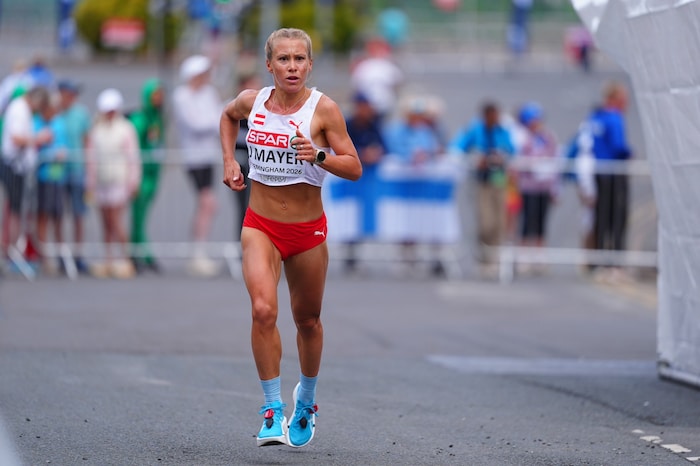 Julia Mayer