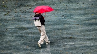 Das Wetter stellt sich mit Wochenstart drastisch um, Hitze ade! 