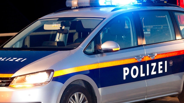 Eine Polizeistreife eilten dem Verunfallten sofort zu Hilfe.