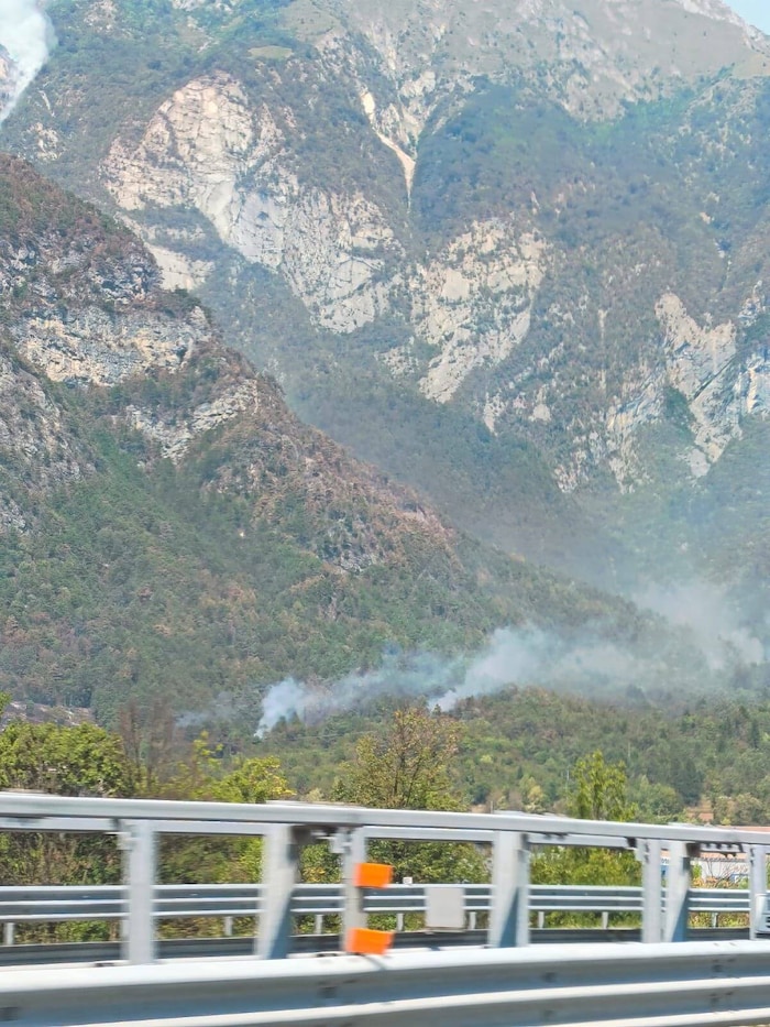 Der Wind trägt den Rauch Richtung Kärnten.