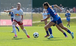 Valentina Illinger (li.) und Salzburg haben in Graz 0:2 verloren.
