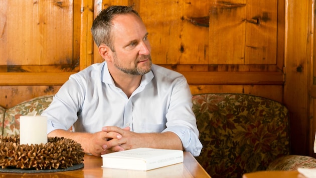 NEOS-Gründer Matthias Strolz wollte eigentlich nur über sein neues Buch sprechen.