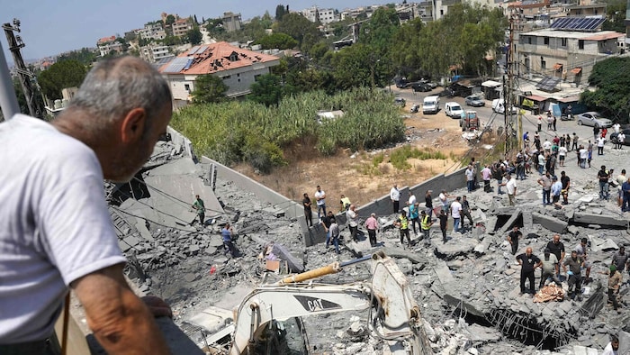 Das israelische Militär griff am Samstag wieder mindestens drei Ortschaften im Libanon an.
