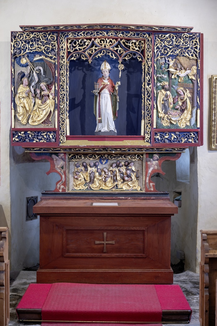 Obergottesfeld: Ein lohnendes Ziel für Kunstinteressierte sind die Freskena us dem Jahr 1420 und ...