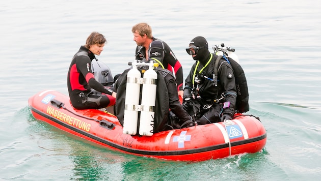 Die Wasserretter im Einsatz.