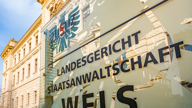 Gegen den 50-Jährigen wird von der Welser Staatsanwaltschaft ermittelt