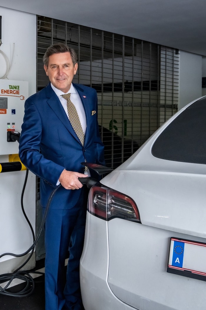 Verkehrsminister Peter Hanke: „Die Elektromobilität ist in der Mitte der Gesellschaft ...