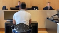 Der Angeklagte meinte am Montag vor Gericht, dass seine Ex-Frau die Gewalttaten nur erfunden ...