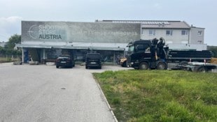 Dieses Waffengeschäft in Freistadt wurde Mitte August überfallen. Es waren nicht ganz die selben ...