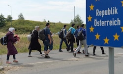 Im Juli stellten weniger Migranten einen Asyl-Erstantrag als im Juli des Vorjahres.