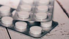 Paracetamol kann in hohen Dosen wie ein hochgradiges Gift wirken – bei einem lebensgefährlichen ...