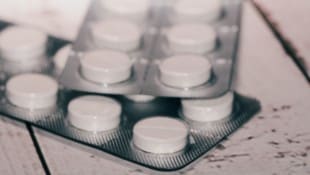 Paracetamol kann in hohen Dosen wie ein hochgradiges Gift wirken – bei einem lebensgefährlichen ...