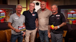 Moderator Hannes Steiner mit Gast Peter Stöger und den Experten Kurt Garger und Frenkie ...