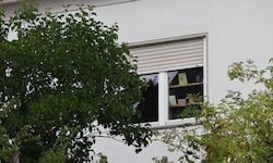 Der 37-Jährige überraschte seine Tochter im Schlaf.