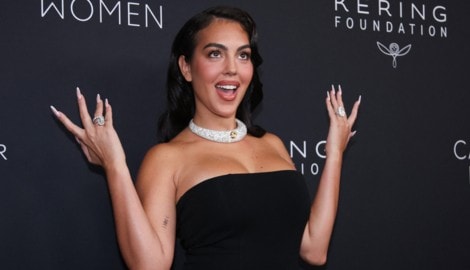 Georgina Rodríguez zeigt sich gerne mal mit XXL-Schmuck. Auch bei der Hochzeit mit Cristiano ...