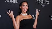 Georgina Rodríguez zeigt sich gerne mal mit XXL-Schmuck. Auch bei der Hochzeit mit Cristiano ...