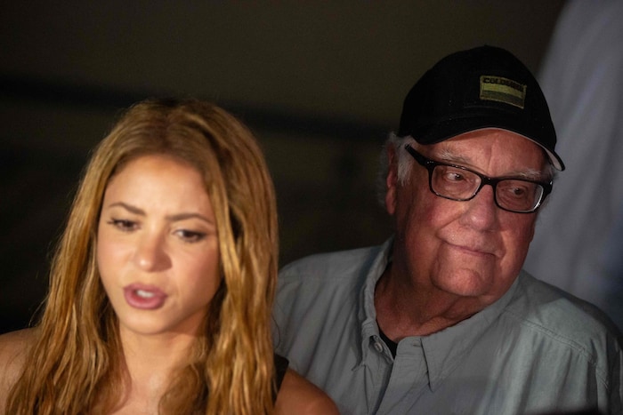 Neben Shakira will auch der US-Geschäftsmann Howard Buffett Erdbebenopfern in Kolumbien helfen.