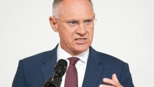 Innenminister Gerhard Karner zieht eine erste Zwischenbilanz der Rückkehr-Aktion für Syrer ...
