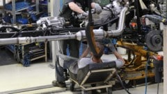 Rund 90 Beschäftigte des Automobilzuliefer-Unternehmens Veritas Austria GmbH verlieren ihre ...