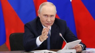 Putin selbst will nicht zu Spenden aufgerufen haben – sie kommen ihm aber wohl gerade sehr ...