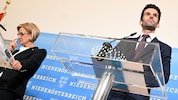 Landbauers FPÖ liefert sich mittlerweile ein Kopf-an-Kopf-Rennen mit der Volkspartei von Johanna ...