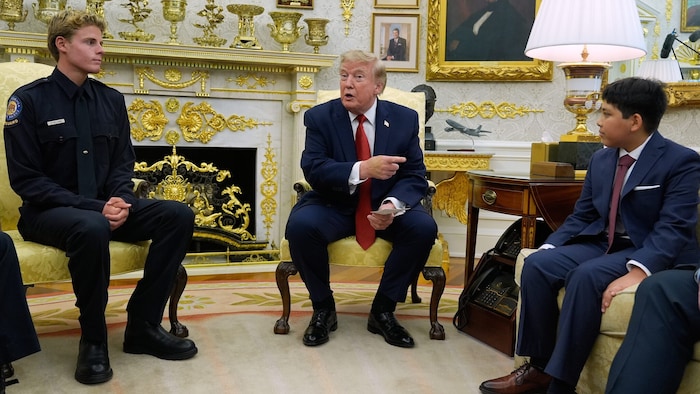 Die Aussage Trumps war auch dem erst 16-jährigen Rettungsschwimmer Ryder Williams (li.) ...