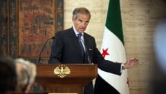 IAEA-Chef Grossi enthüllt einen brisanten Fund in Syrien – der nun einige Fragen aufwirft.