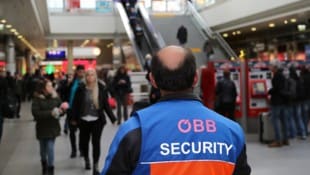 Das Security-Personal der ÖBB wird auch weiterhin am Linzer Hauptbahnhof patrouillieren.