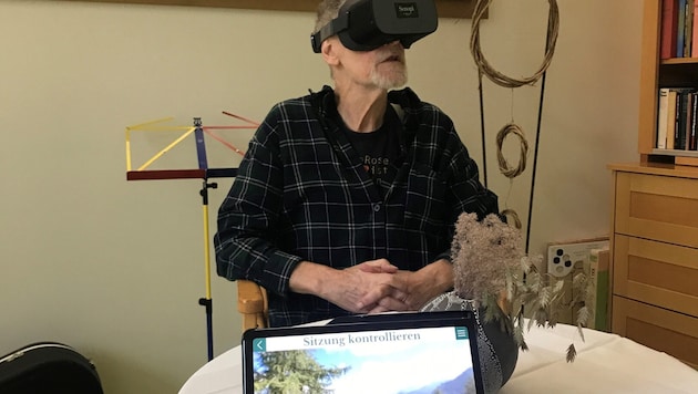 Eine Reise mittels VR-Brille kann eine willkommene Abwechslung im Spitalsalltag sein.