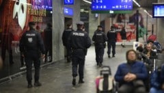 Die Beamten hatten nach dem Verdächtigen im Bereich des Hauptbahnhofs gesucht. (Symbolbild) 