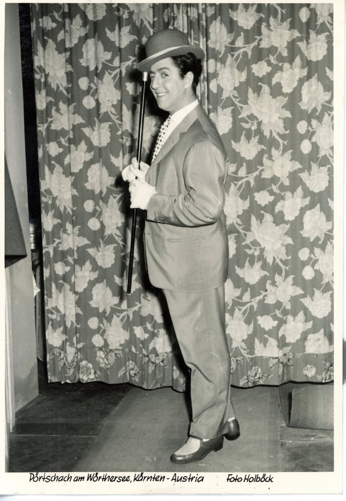 Vico Torriani 1955 bei einem Gastauftritt.