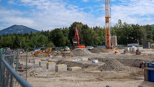 Der Lagerhaus-Standort in Grödig: Noch ist alles Baustelle.