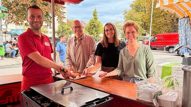 Die Marktfahrer freuen sich auf den ersten Nachtmarkt. Stadtchef Rosner, Sabrina Topler und ...